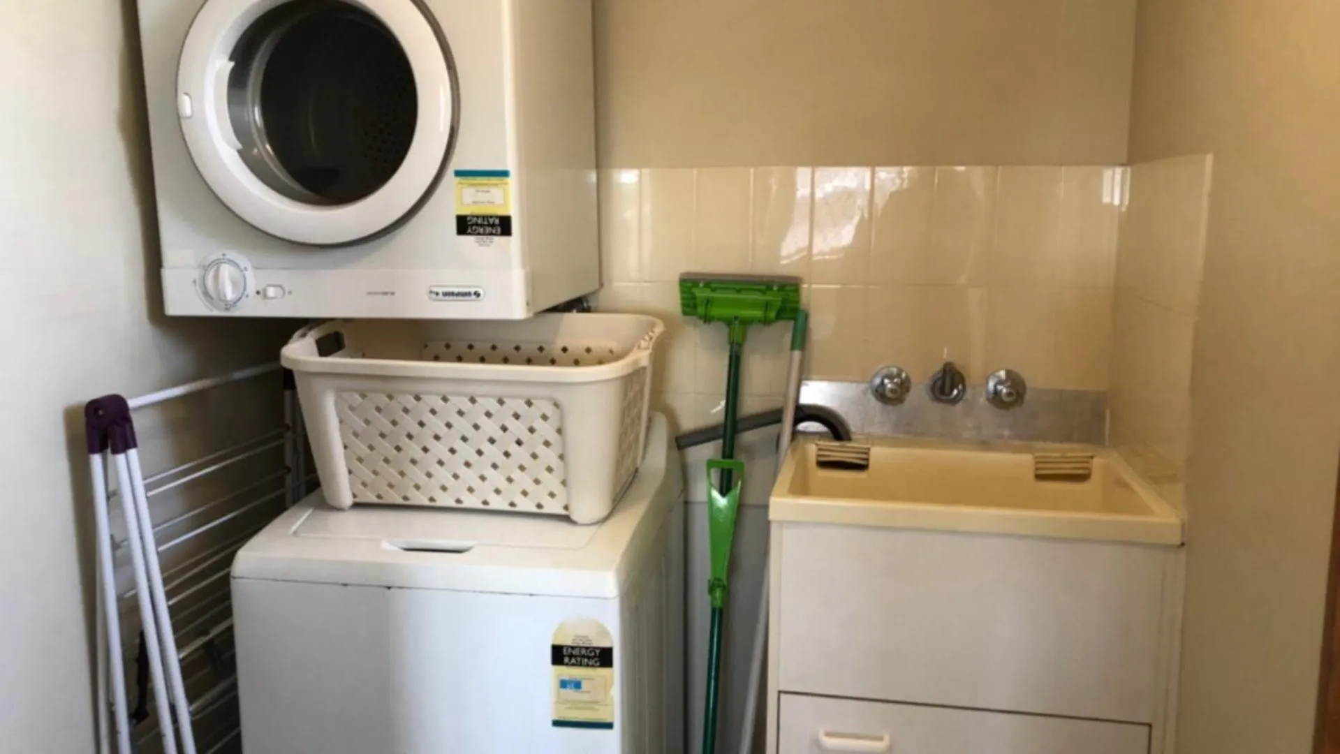 Wirruna Unit 4 Caloundra Lägenhet